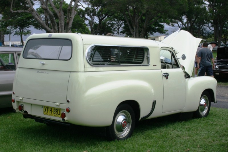 FJ Holden ute with canopy-c.JPG