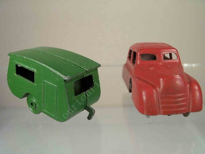 Toy Vintage  Caravan 2.jpg
