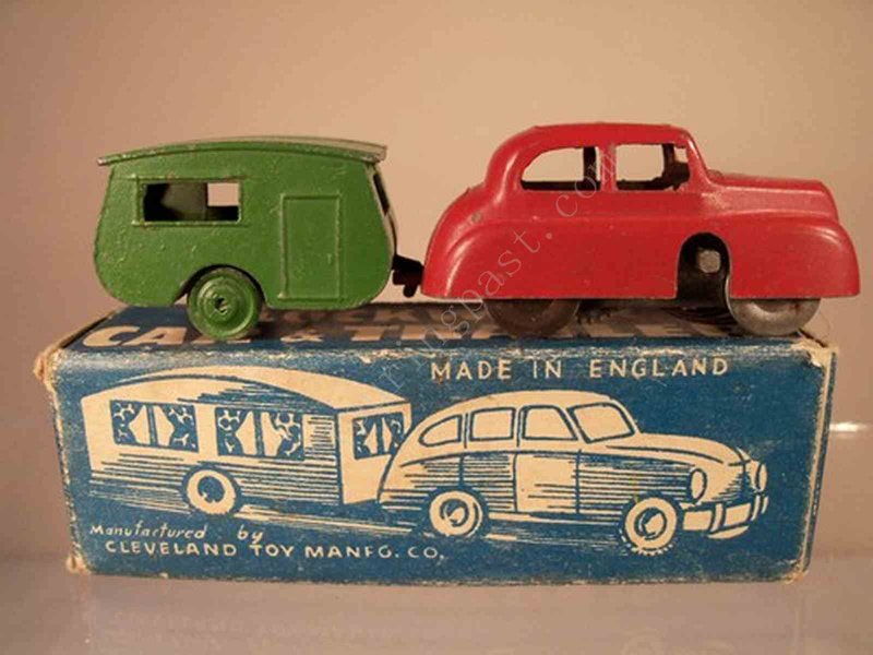 Toy Vintage  Caravan 3.jpg