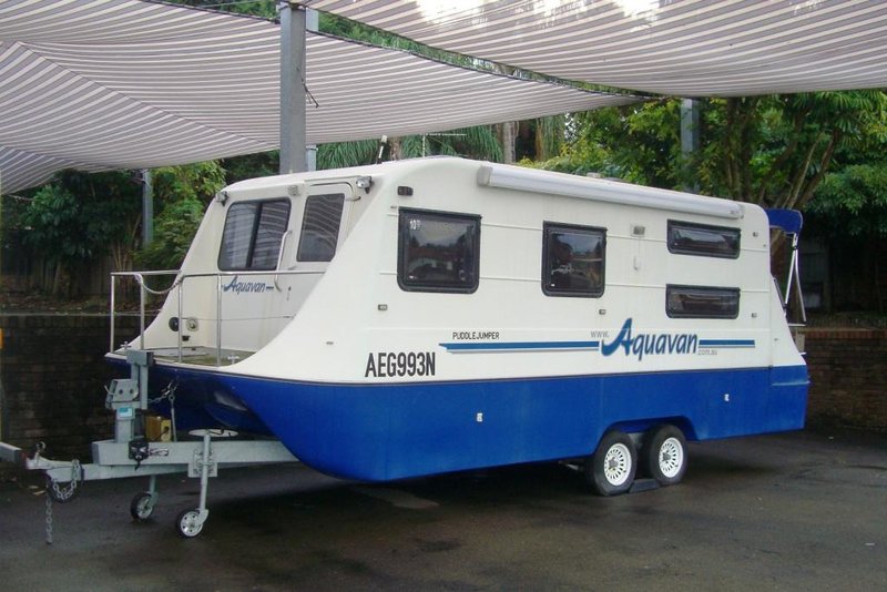 Aquavan - front.JPG