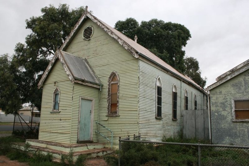Tin church Broken Hill.JPG